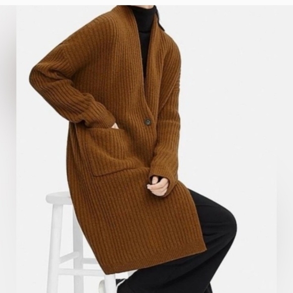 Uniqlo Sweaters - Uniqlo Long Wool Cardigan Single Button